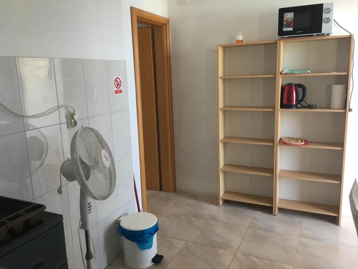 Apartmani Domenika Žuljana Εξωτερικό φωτογραφία